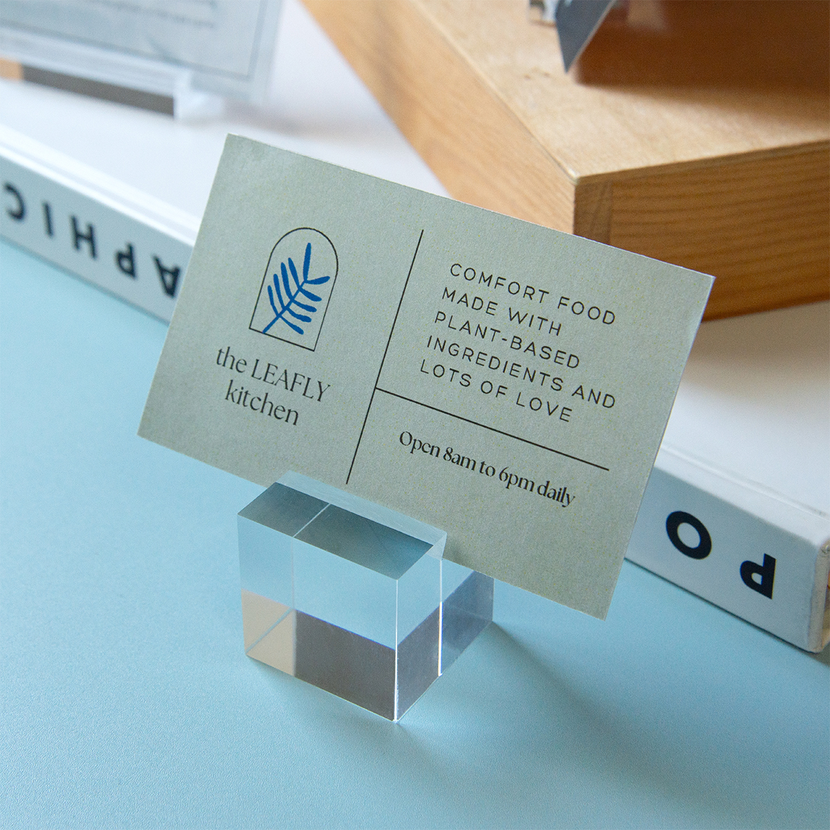 アクリルミニスタンド