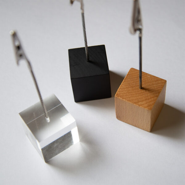 視線をそっと集める クリップスタンド