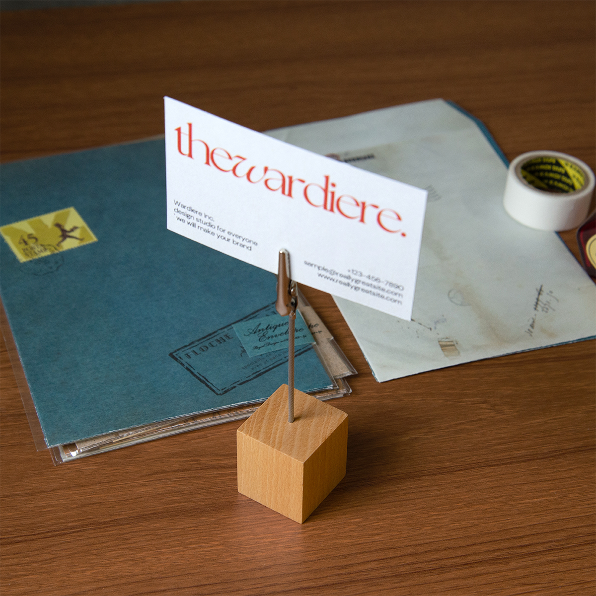 クリップスタンド_木製ブラウン