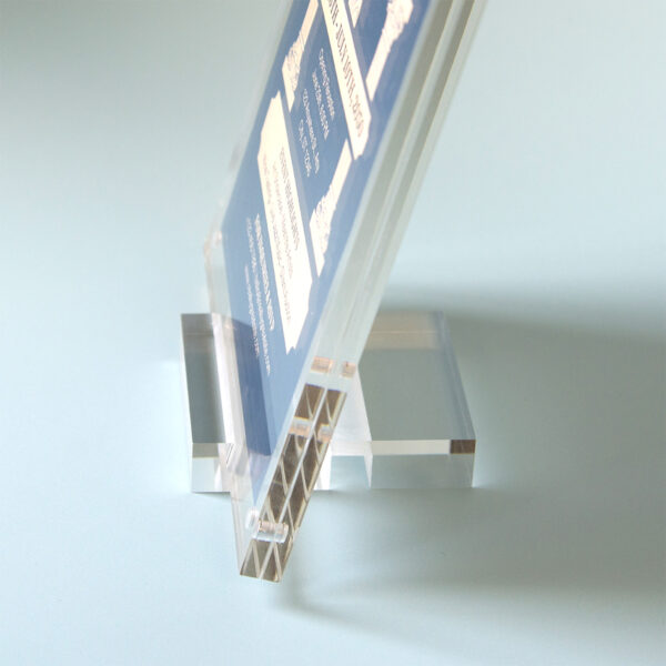 角度を選んで美しく飾る アクリルスタンドベース｜CRJ88000｜Natura